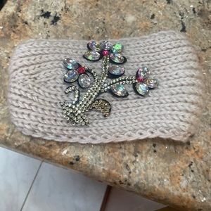 Bejeweled head band wool hat